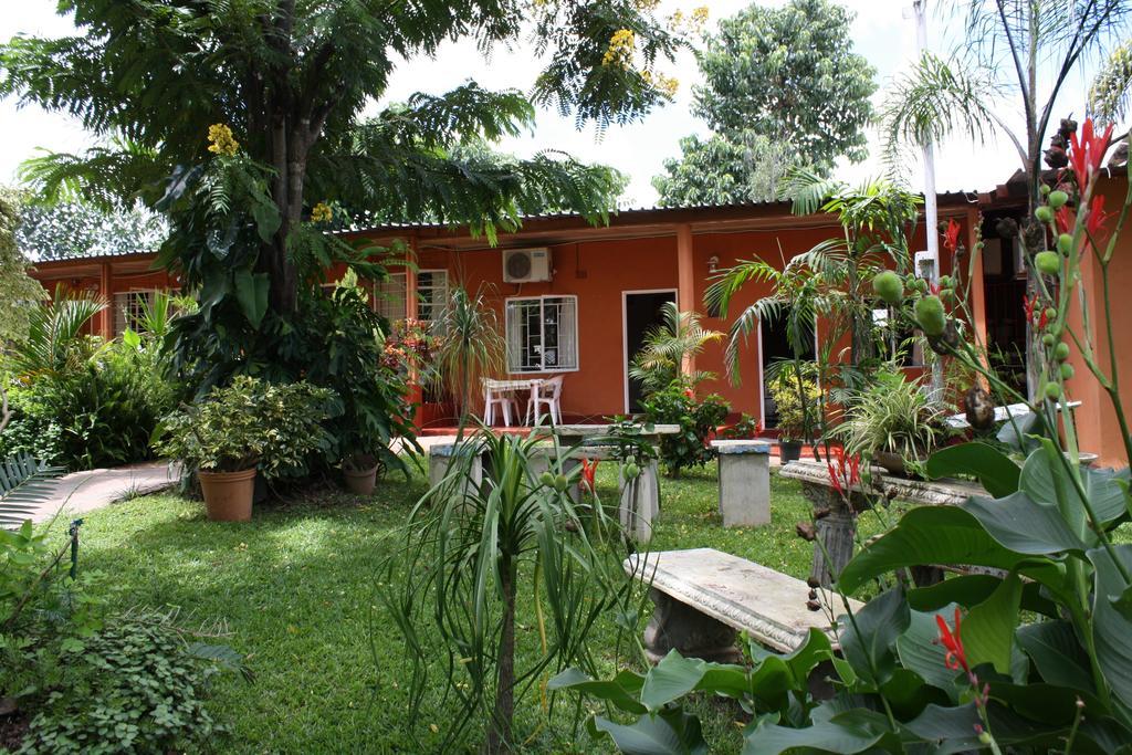 Palmwood Lodge Lusaka Bagian luar foto