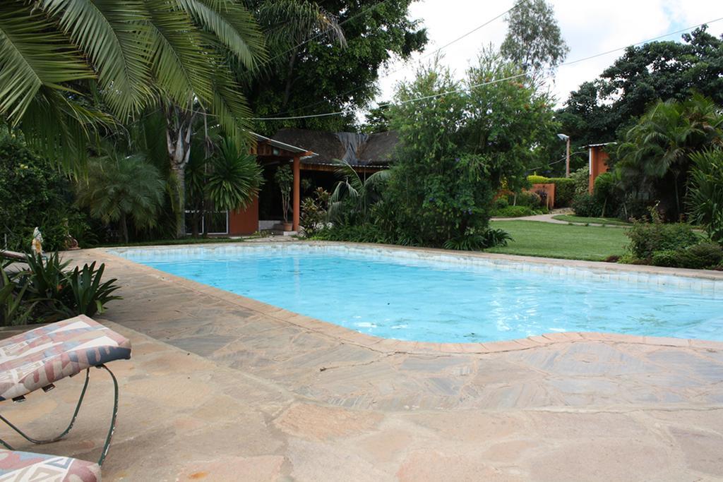 Palmwood Lodge Lusaka Bagian luar foto