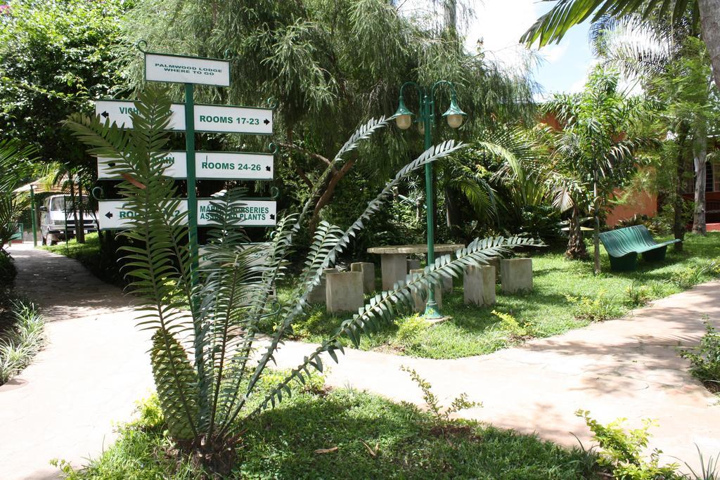 Palmwood Lodge Lusaka Bagian luar foto