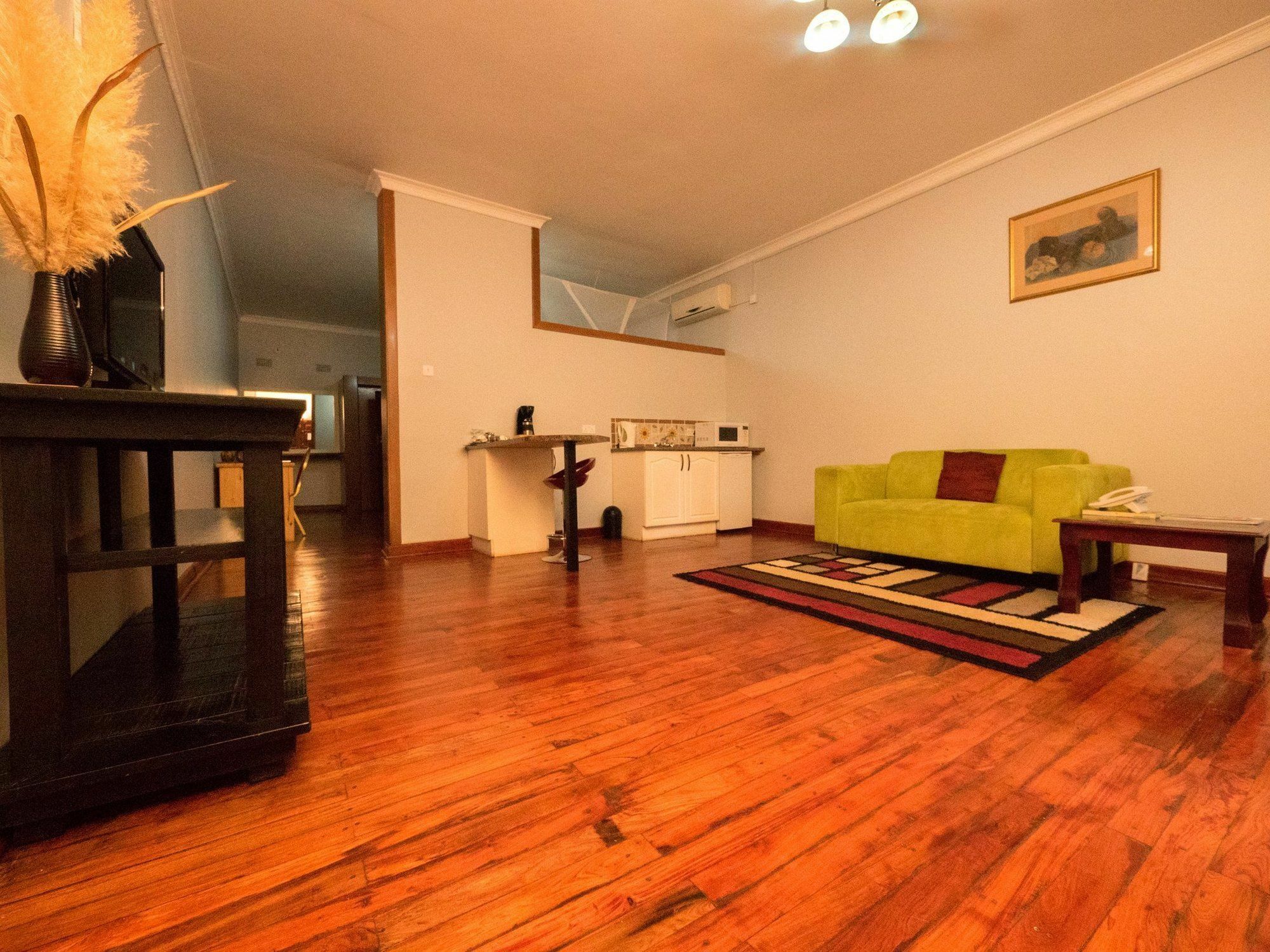 Palmwood Lodge Lusaka Bagian luar foto